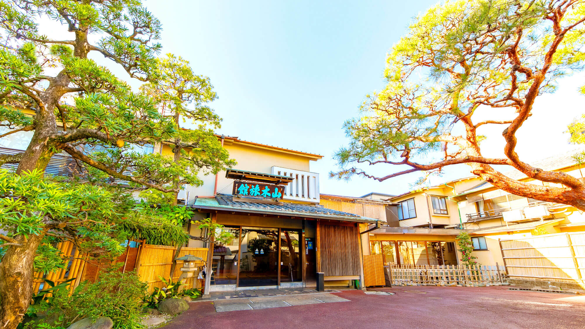 熱海の老舗温泉旅館、山木旅館